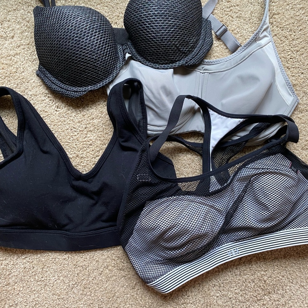 Set of 4 never worn bras, 34C